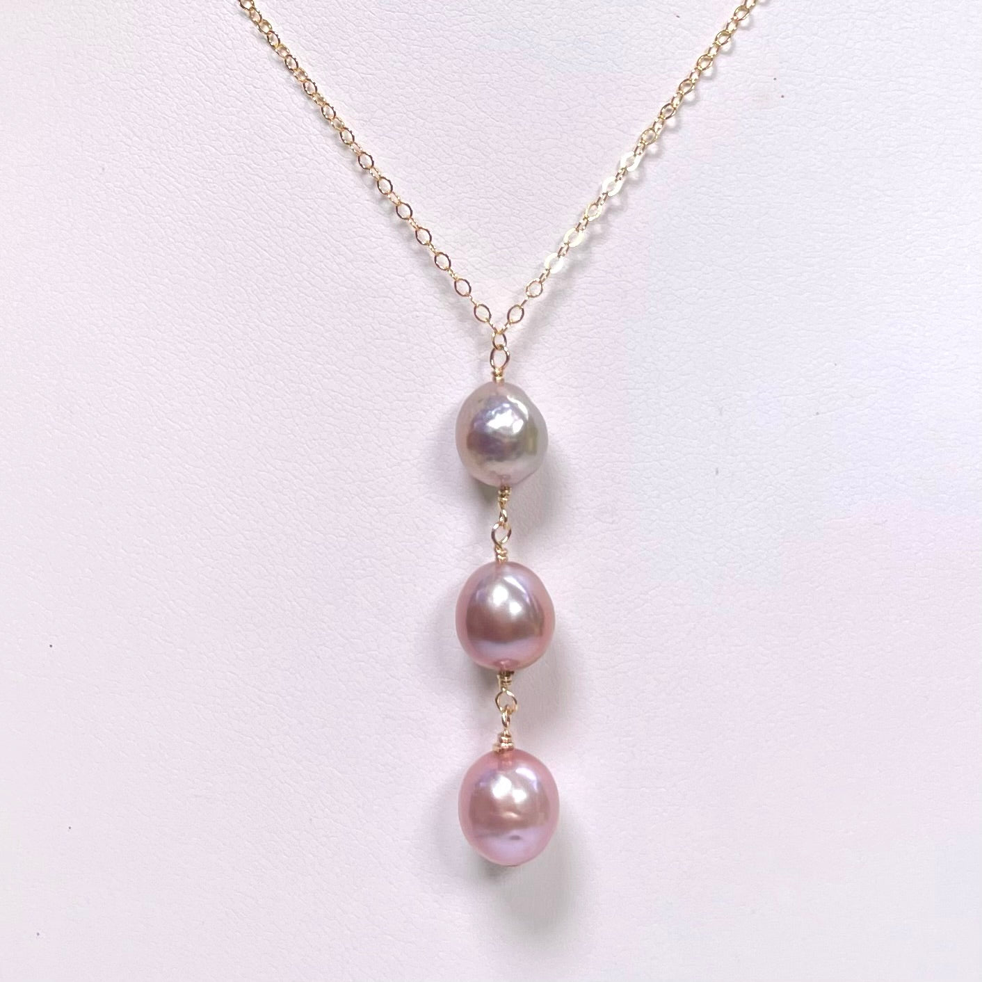 Strawberry Edison Pearl Ombré Necklace