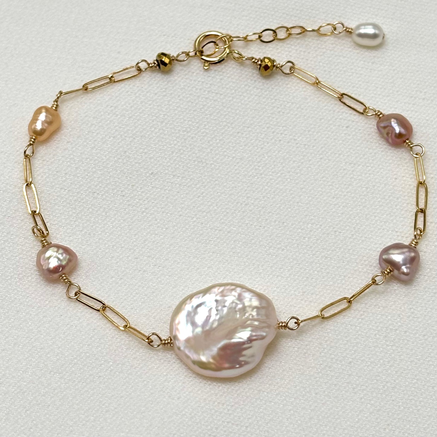 Iridescent Keshi Pearl Bracelet