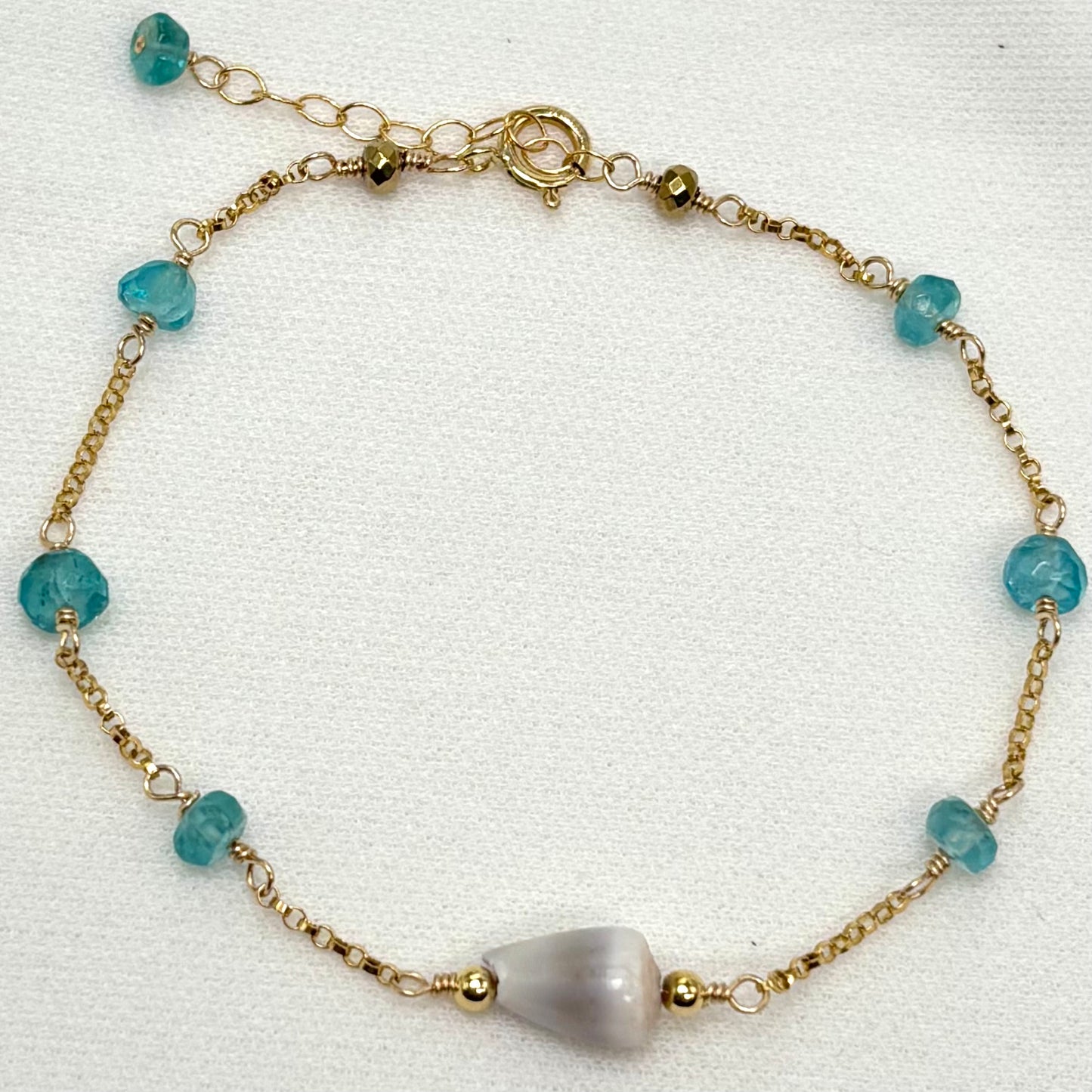Apatite Cone Seashell Bracelet