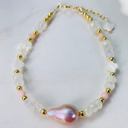 Moonstone Edison Pearl Treasure Bracelet