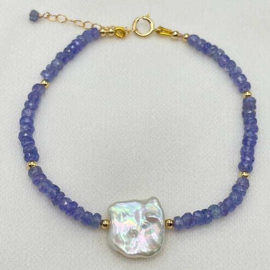 Tanzanite White Keshi Pearl Bracelet