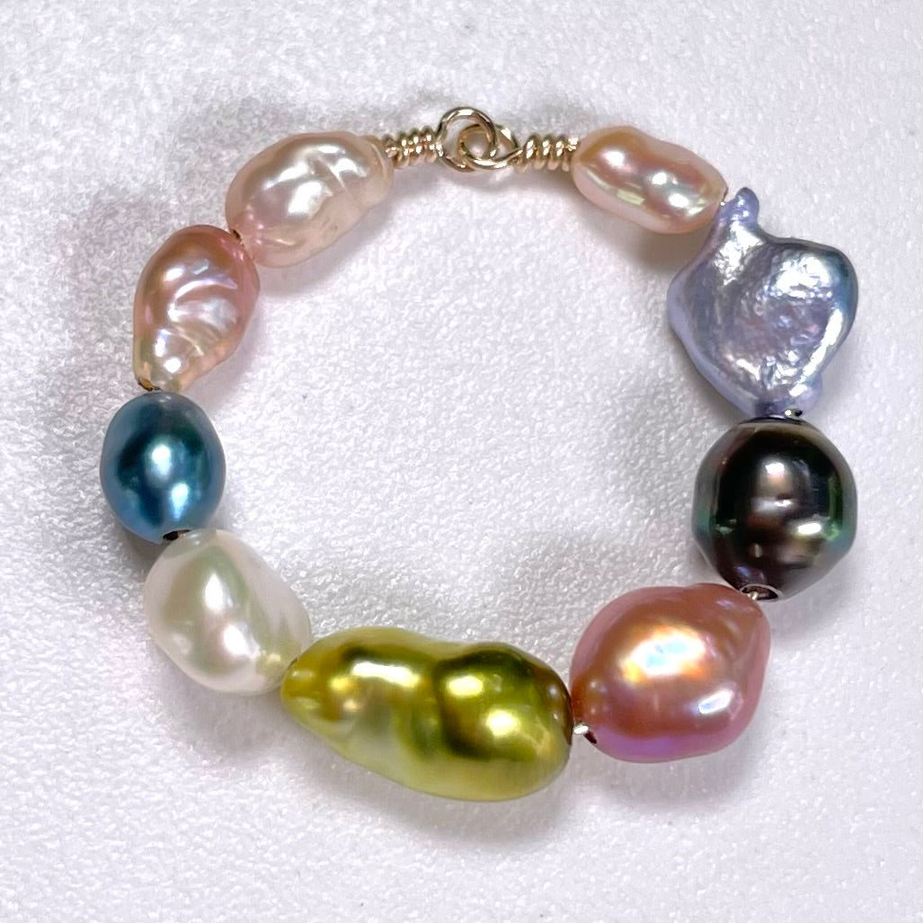 Rainbow Keshi Pearl Ring