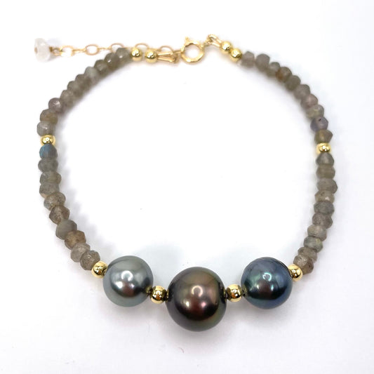 Dreamy Labradorite Tahitian Pearl Bracelet