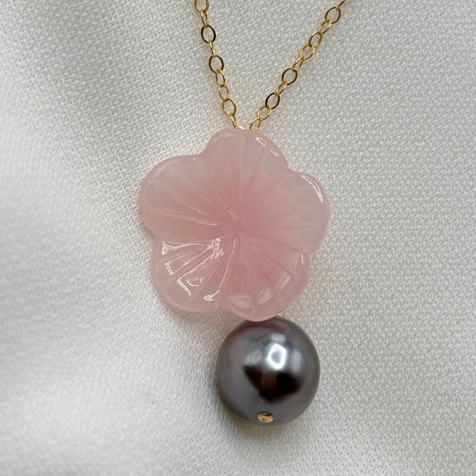 Tahitian Pearl Flower Necklace