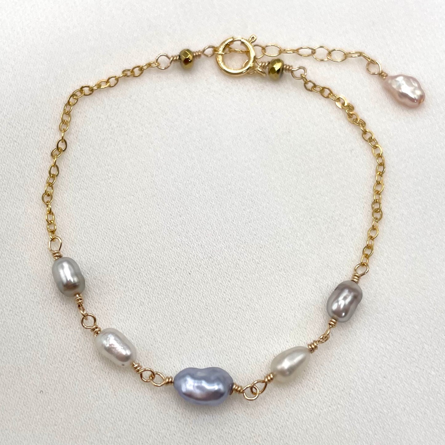 Periwinkle Silver Tahitian Keshi Pearl Bracelet