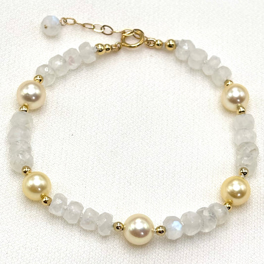 Moonstone Sunlit Accord Akoya Pearl Bracelet