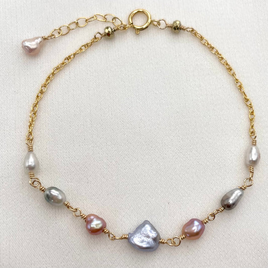 Periwinkle Keshi Pearl Dream Bracelet