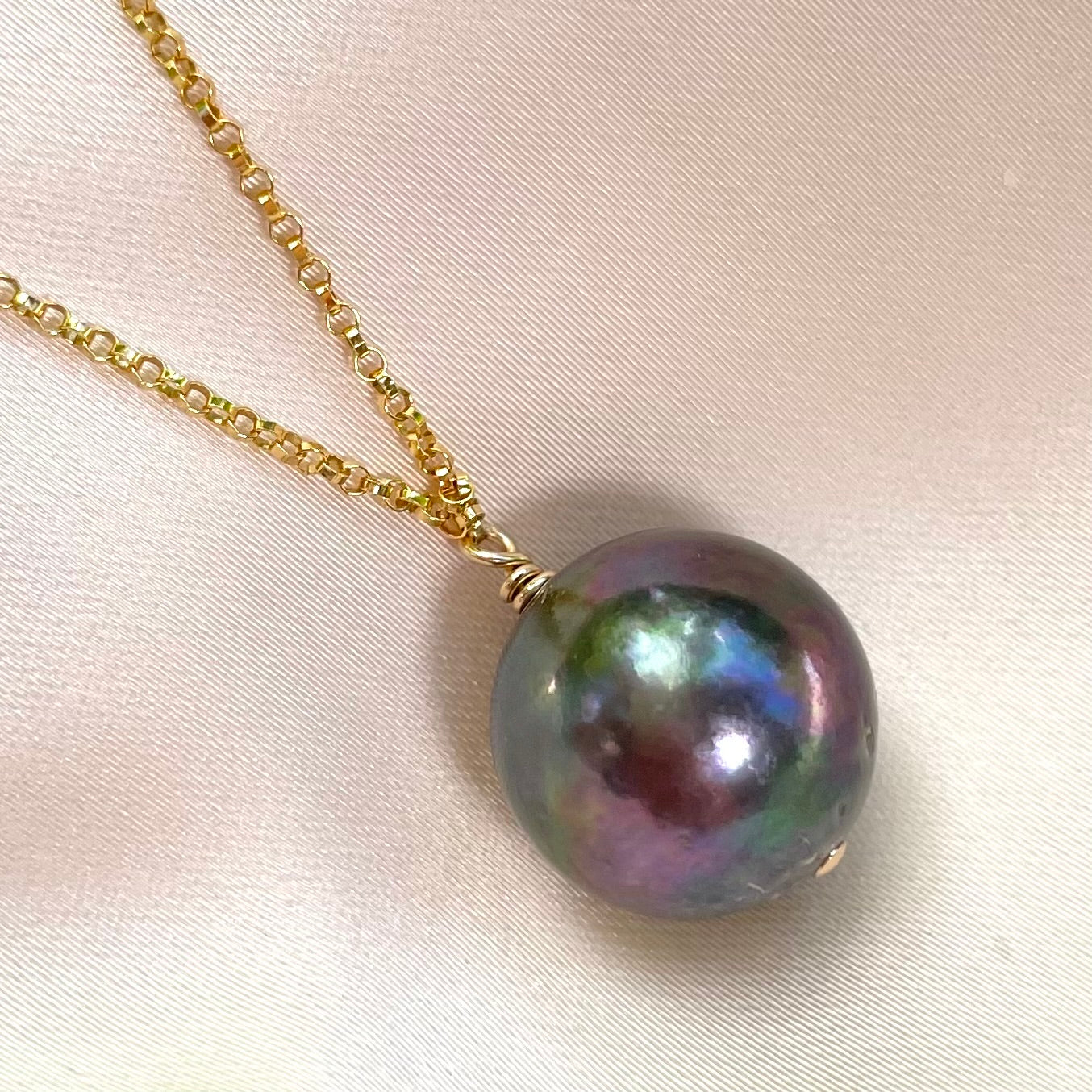 Bombucha Tahitian Pearl Necklace